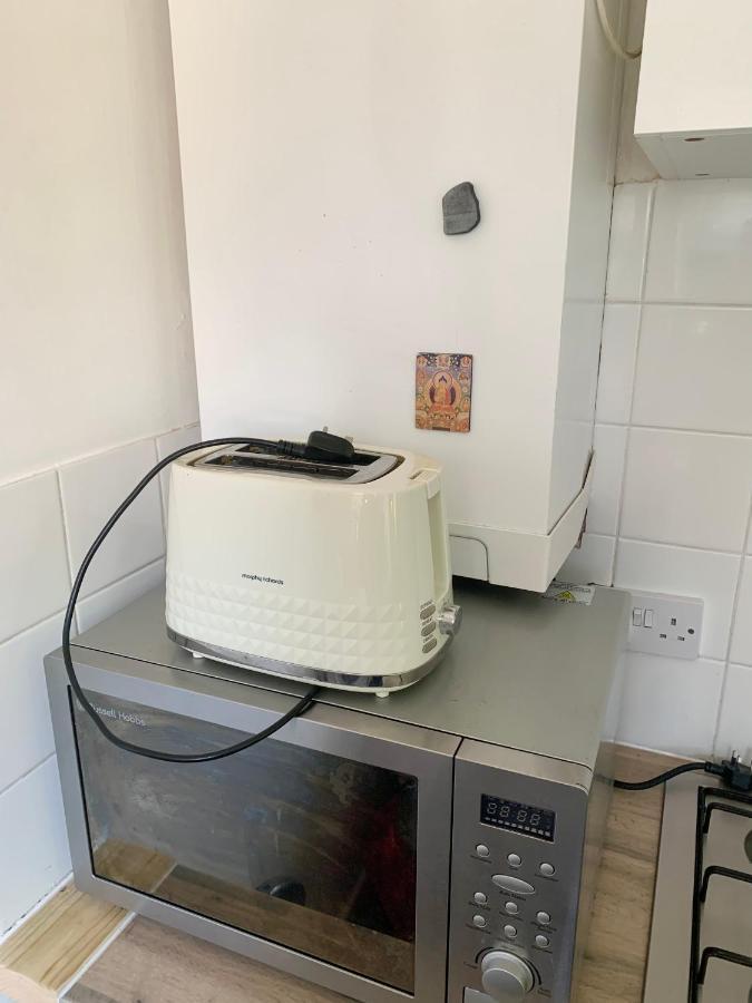 Apartments Near The Sea With Free Parking Southend-On-Sea Bagian luar foto