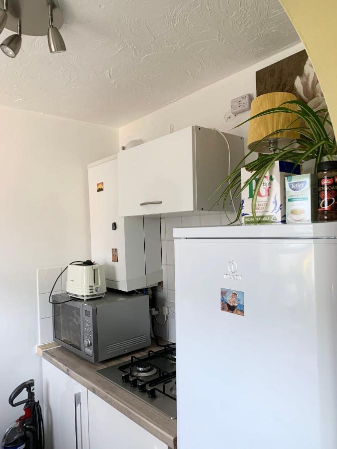 Apartments Near The Sea With Free Parking Southend-On-Sea Bagian luar foto